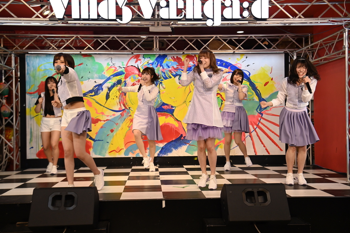 もどかしマーケッツ＜【夢みるアドレセンス＆君の隣のラジかるん＆もどかしマーケッツ】合同LIVE配信＞東京・ヴィレッジヴァンガード渋谷本店（2020年6月13日）