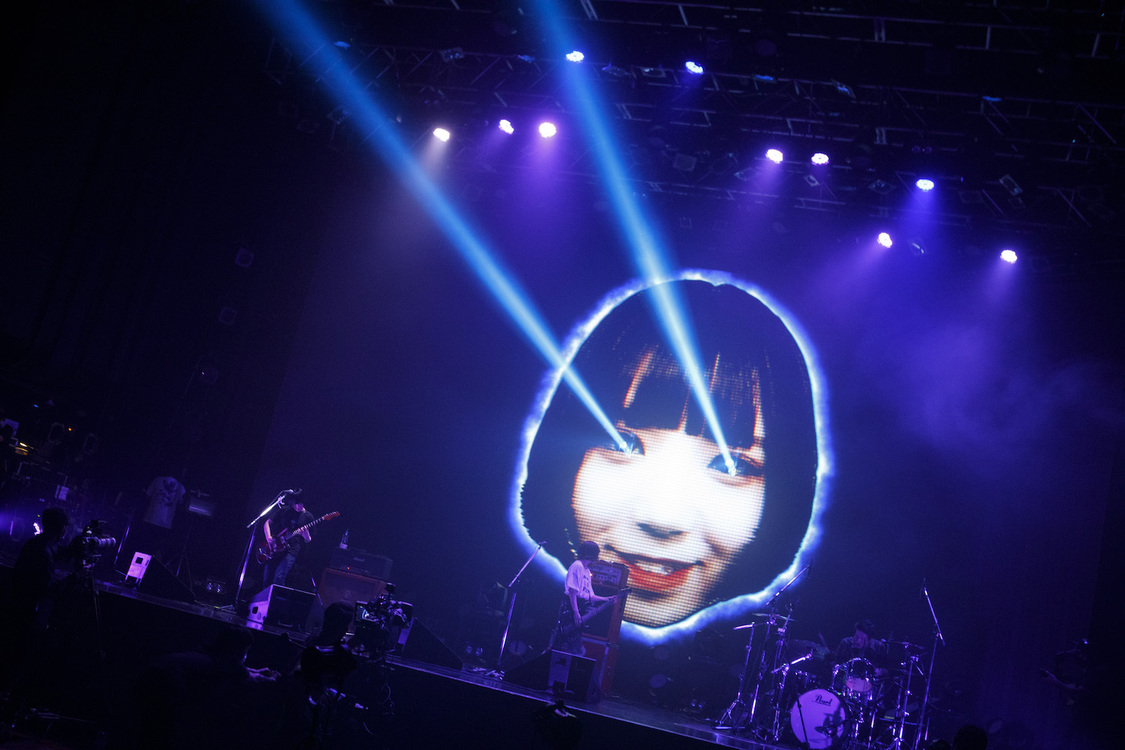 ＜GO TO BED TOUR IN YOUR HOUSE＞（2020年6月14日）新木場STUDIO COAST　Photo by sotobayashi kenta