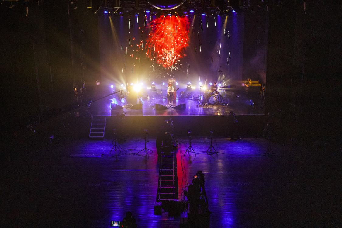 ＜GO TO BED TOUR IN YOUR HOUSE＞（2020年6月14日）新木場STUDIO COAST　Photo by sotobayashi kenta