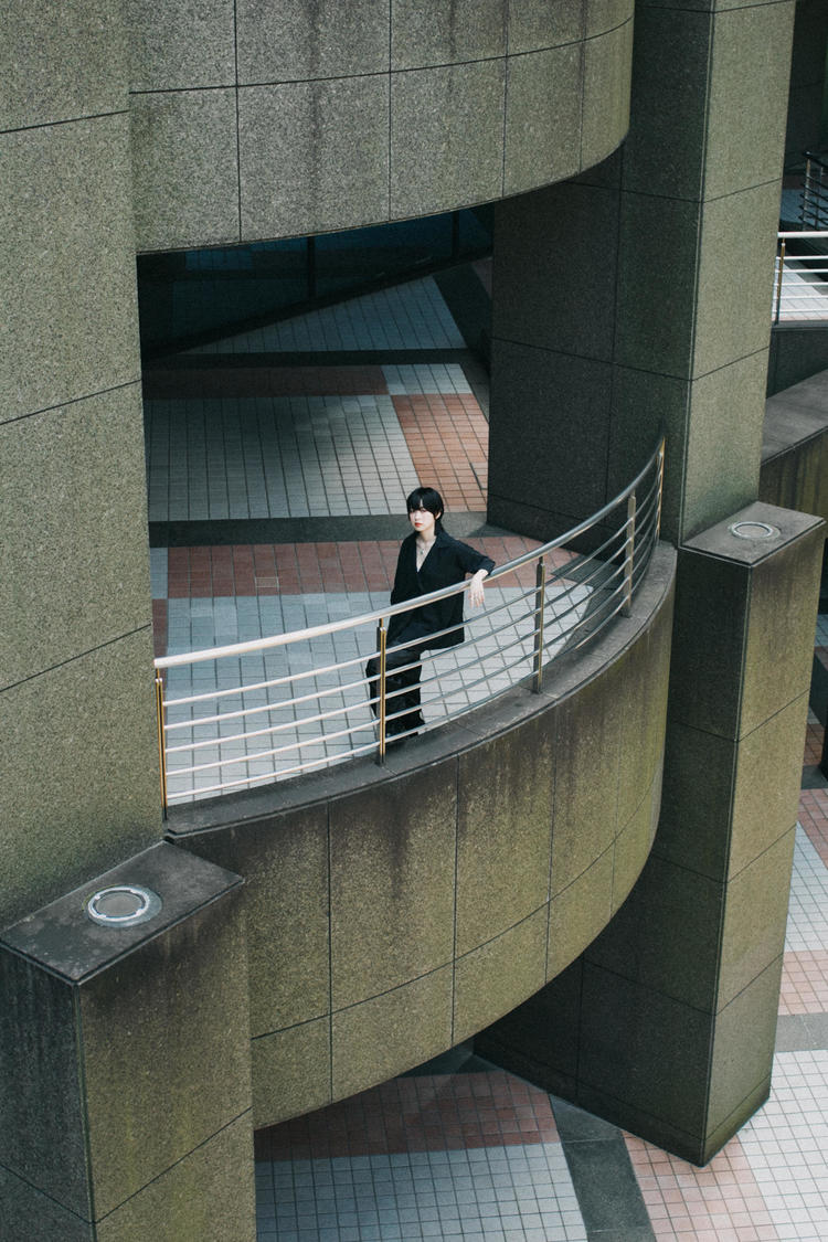 南向いずみ（BLACKNAZARENE）