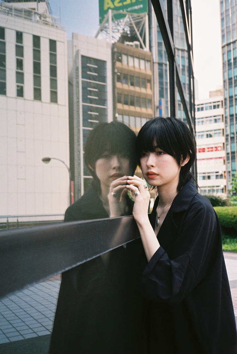 南向いずみ（BLACKNAZARENE）