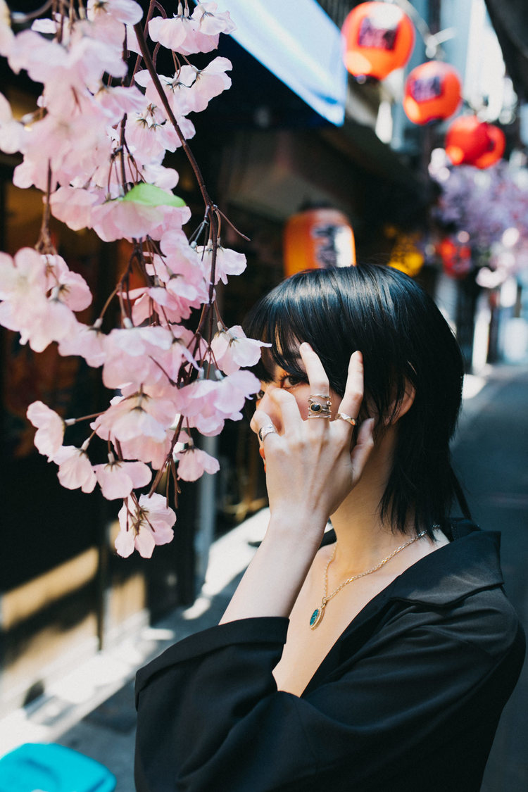 南向いずみ（BLACKNAZARENE）