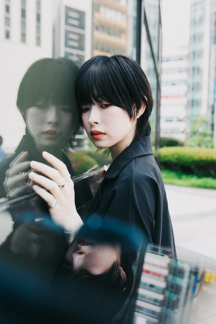 南向いずみ（BLACKNAZARENE）