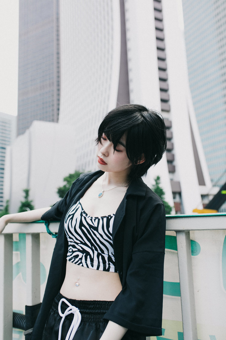 南向いずみ（BLACKNAZARENE）