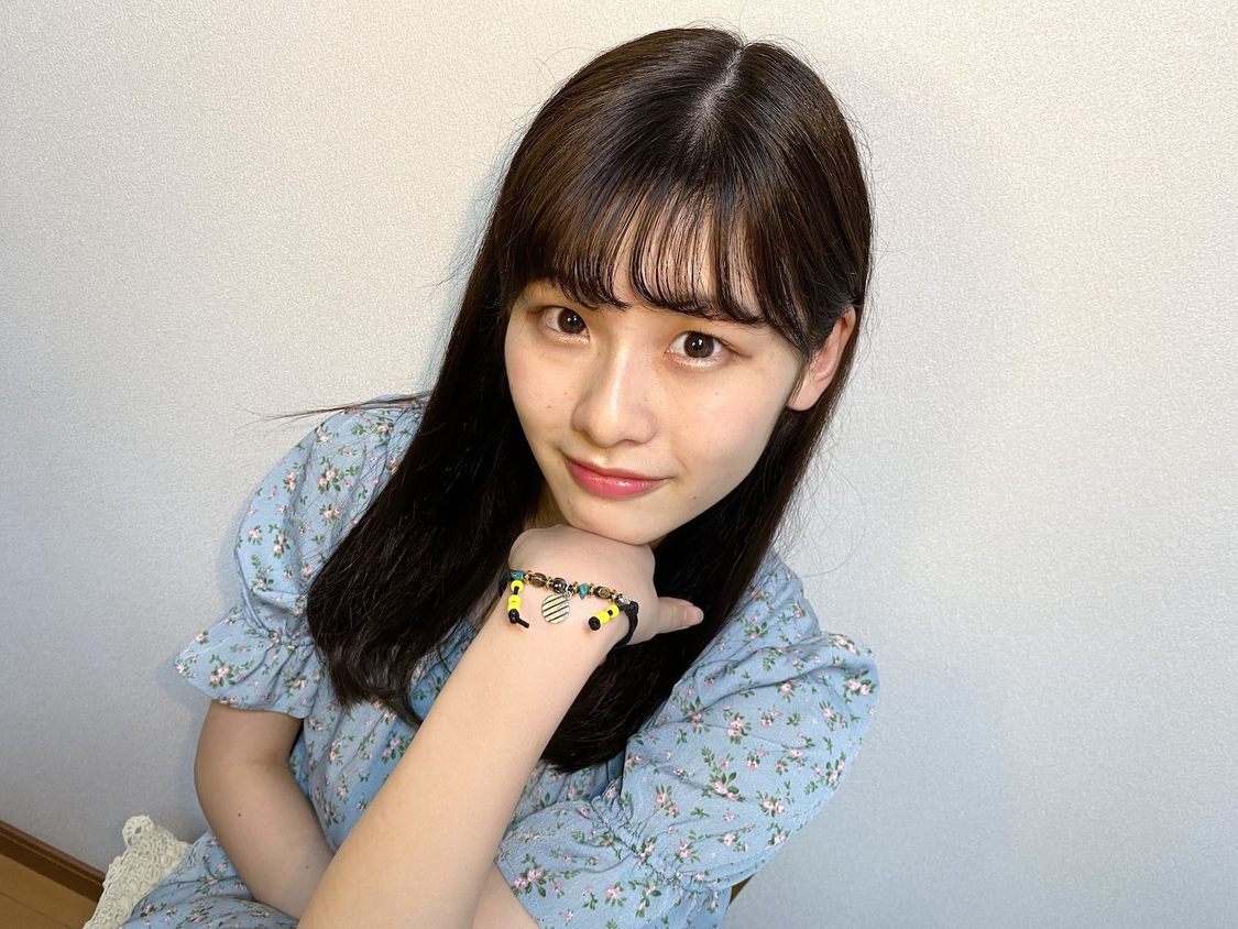 オサレカンパニープロデュース『VIVIFY × AKB48』「AKB48 15th anniversary チャーム付きブレスレット」