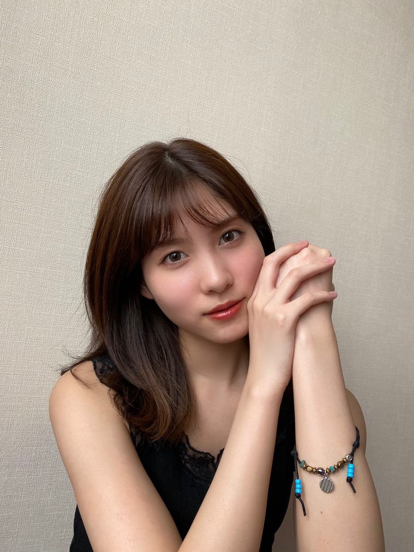 オサレカンパニープロデュース『VIVIFY × AKB48』「AKB48 15th anniversary チャーム付きブレスレット」