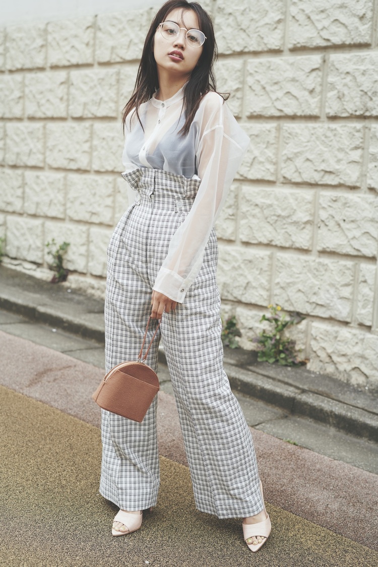 黒木ひかり『JELLY』掲載カット