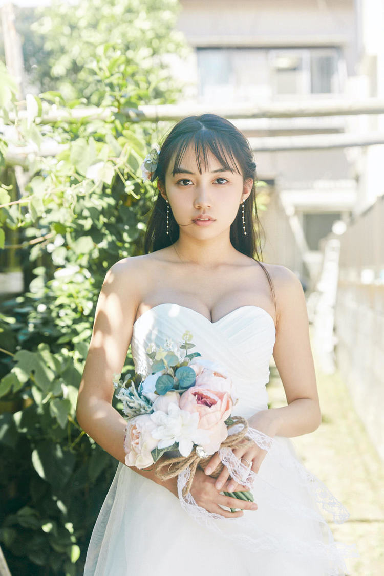 黒木ひかり　(c)持田薫/FLASHスペシャル