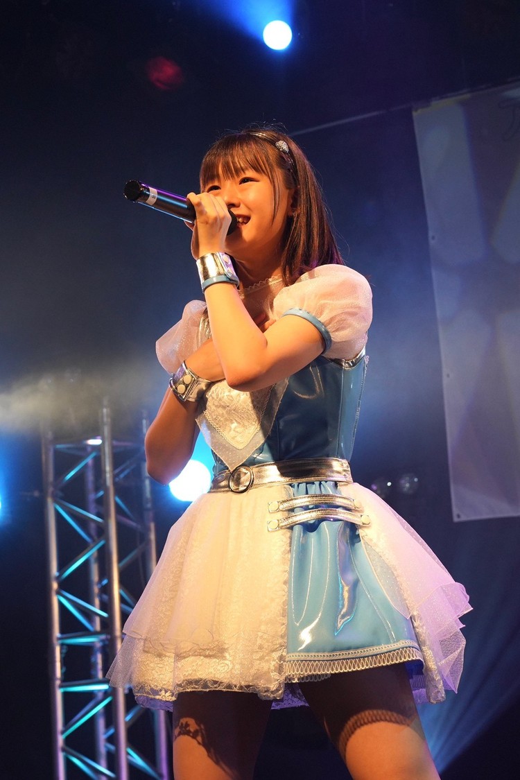 新倉愛海＜アップアップガールズ（２）アオハルし・て・る・も・ん　NEW SEASON＞柏PALOOZA（2020年6月27日）