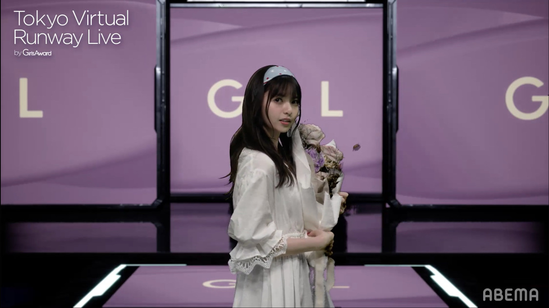 齋藤飛鳥（（C）Tokyo Virtual Runway Live／（C）AbemaTV,Inc.）
