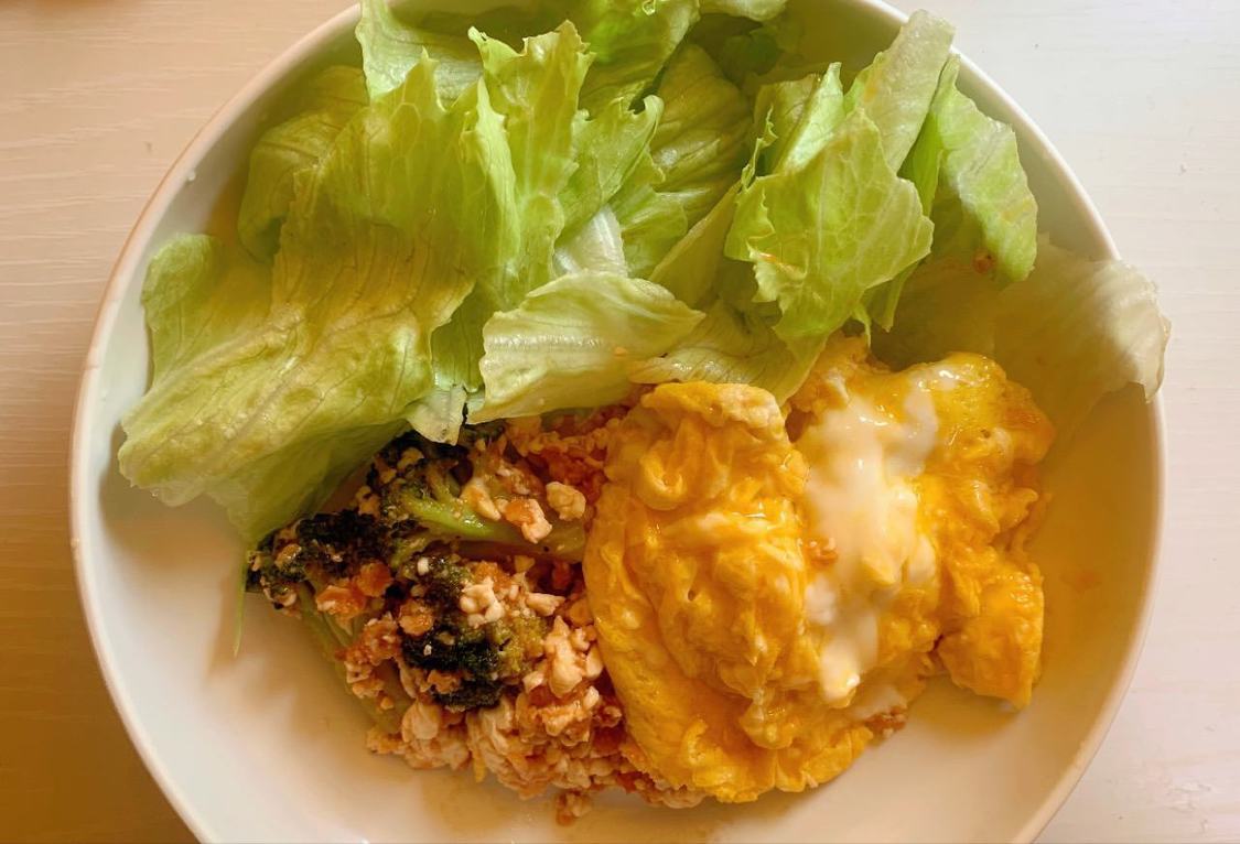 オートミールオムライス（中崎絵梨奈ブログより）