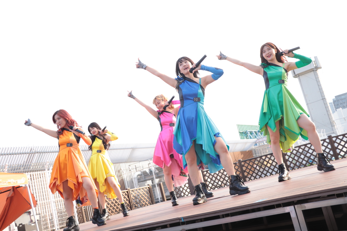 「愛愛ファイヤー!!／私達（with friend）」リリースイベントより