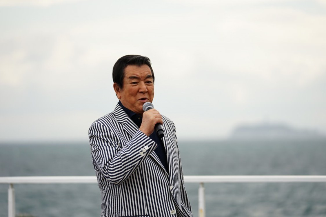 加山雄三＜「加山雄三の新世界」〜海だ！ライブだ！トークだ！大ロケーション逗子マリーナより生配信！〜＞｜逗子マリーナ内特別会場（2020年7月5日）