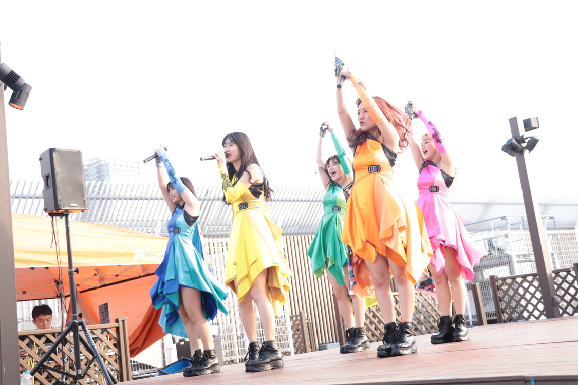 「愛愛ファイヤー!!／私達（with friend）」リリースイベントより