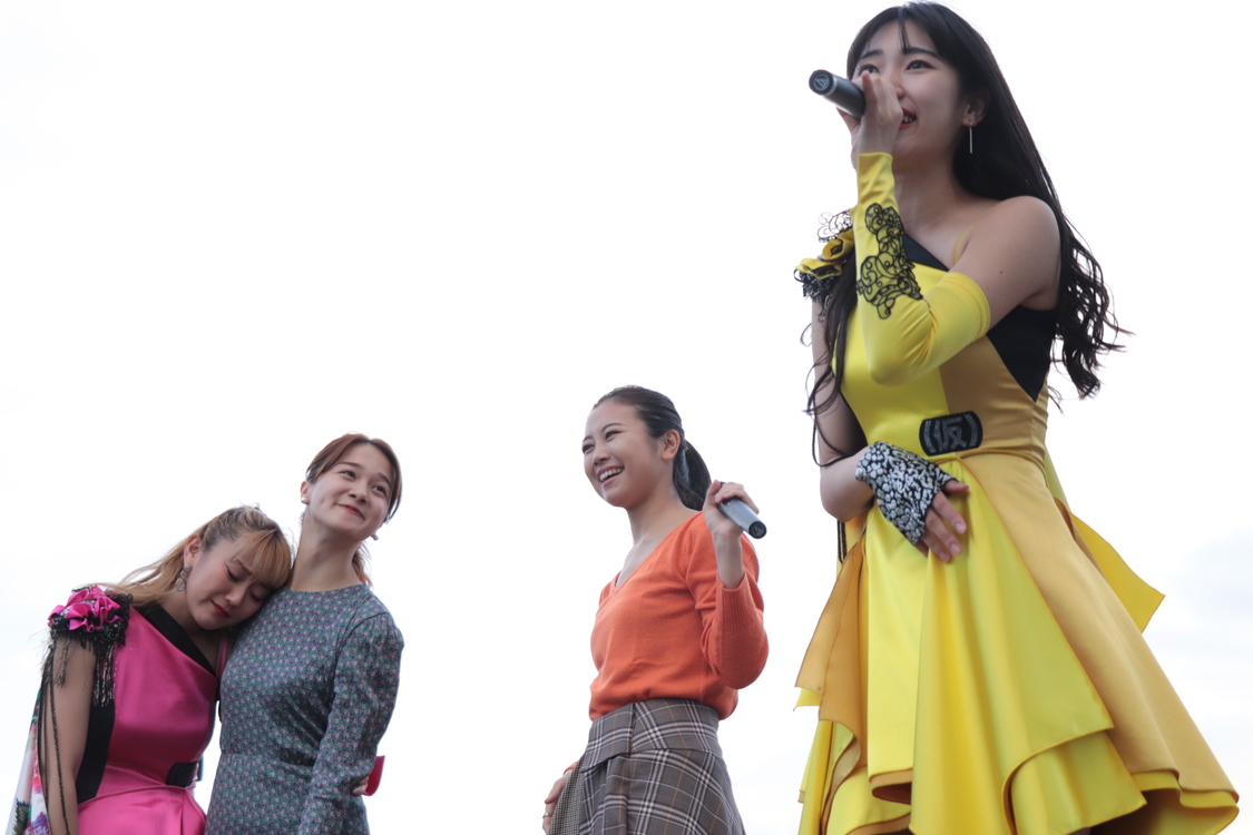 「愛愛ファイヤー!!／私達（with friend）」リリースイベントより