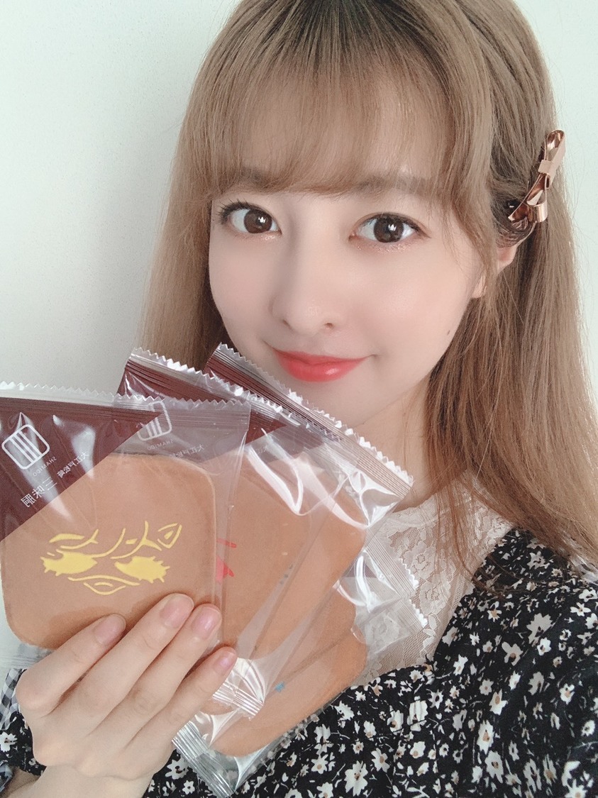 「瓦せんべい」