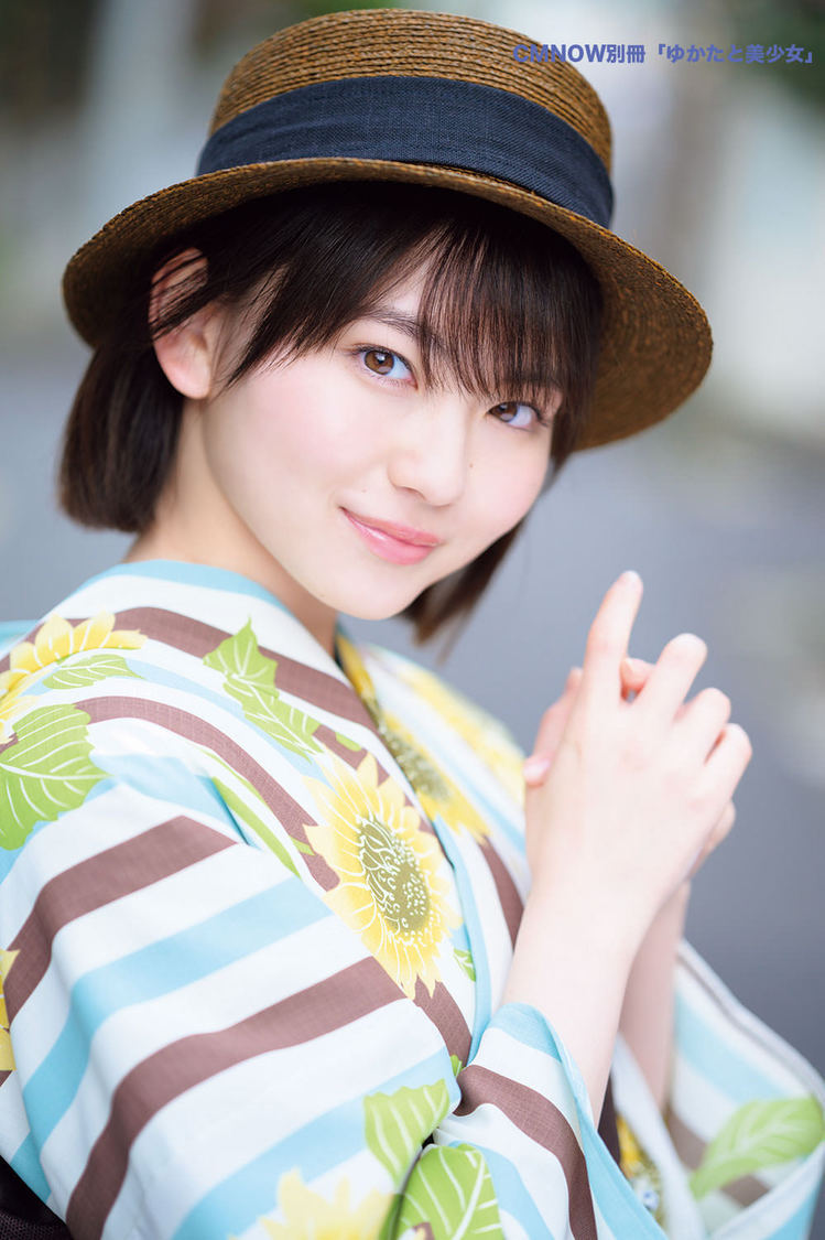 山田杏奈『ゆかたと美少女』（撮影：河野英喜）