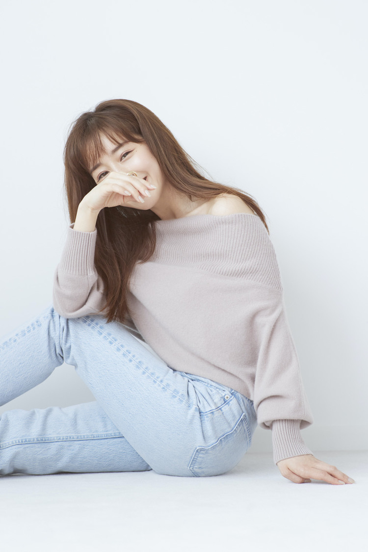 田中みな実／『SNIDEL』“New experience, New autumn with Minami Tanaka　新たな季節、私に寄り添うもの”