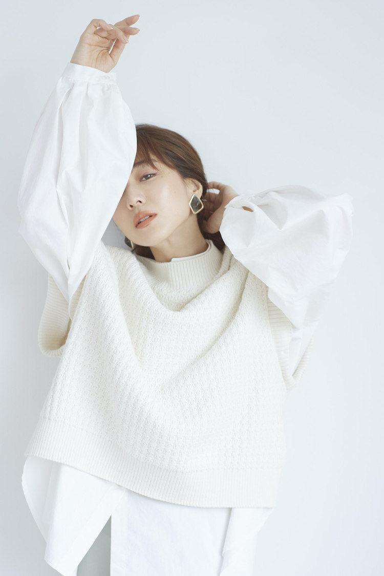 田中みな実／『SNIDEL』“New experience, New autumn with Minami Tanaka　新たな季節、私に寄り添うもの”