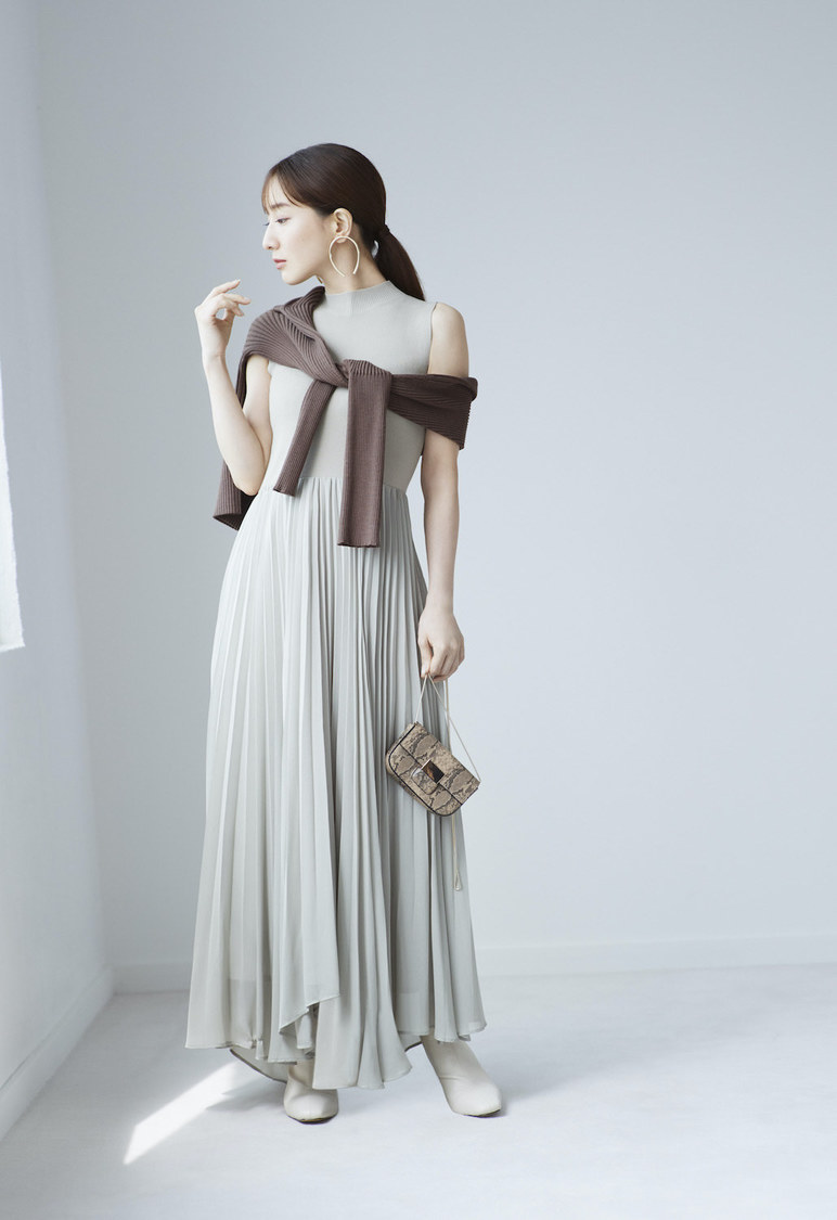 田中みな実／『SNIDEL』“New experience, New autumn with Minami Tanaka　新たな季節、私に寄り添うもの”