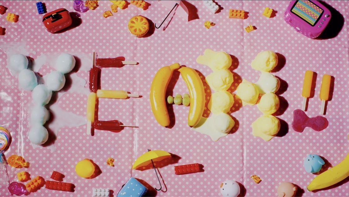 「YEAH!!」MVより