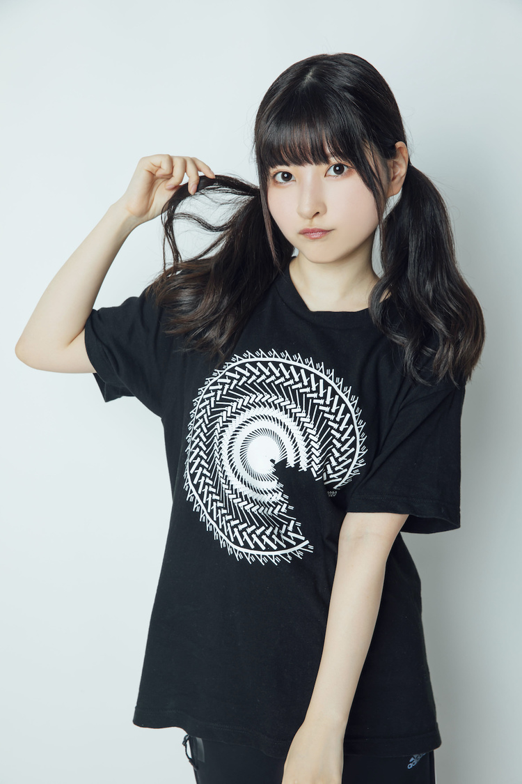 小鳥遊るい（#ババババンビ）　『B.L.T.9月号』（東京ニュース通信社刊）撮影：横山マサト