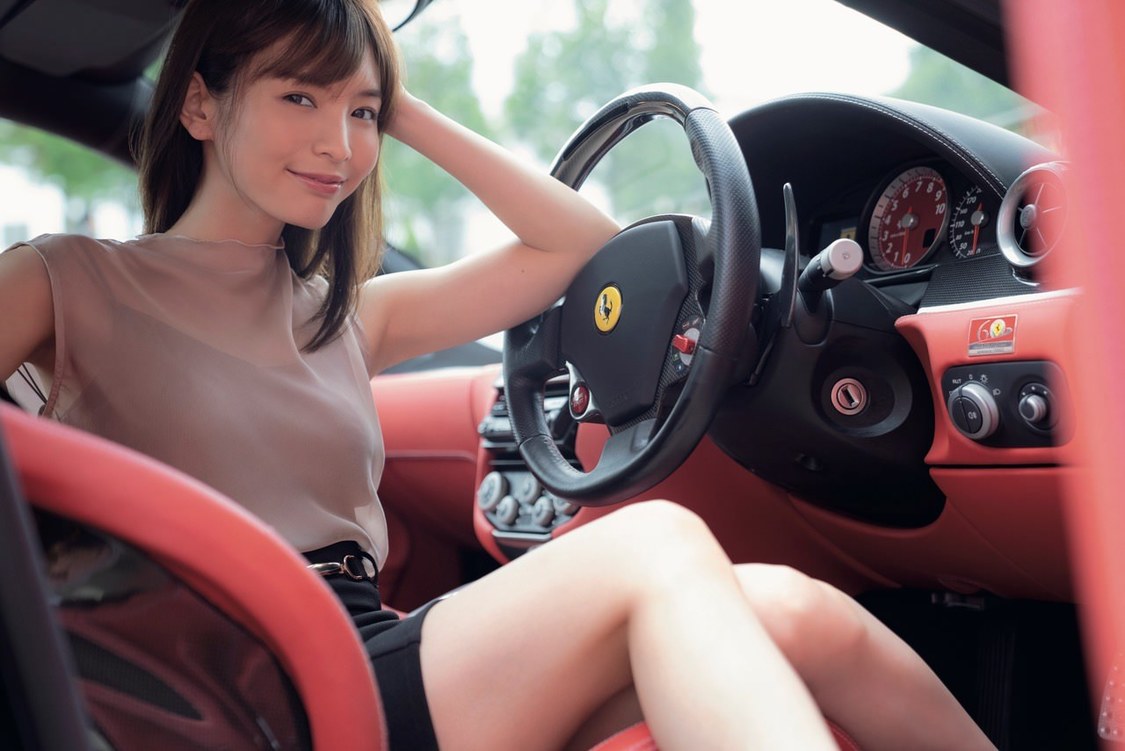 ほのか（c）光文社／週刊FLASH 撮影：中村和孝