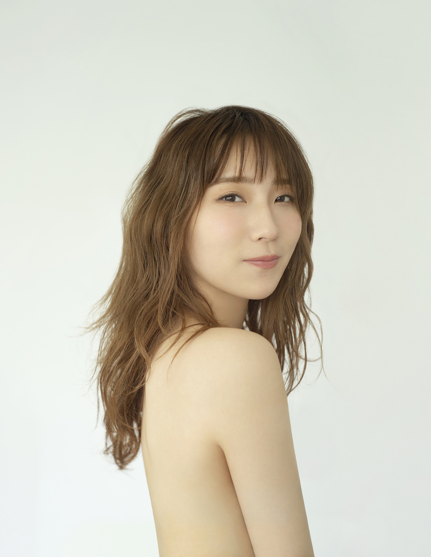 ファーストサマーウイカ『エアリーソフトブラ』新聞広告（北海道／ロゴ＆メッセージなし）