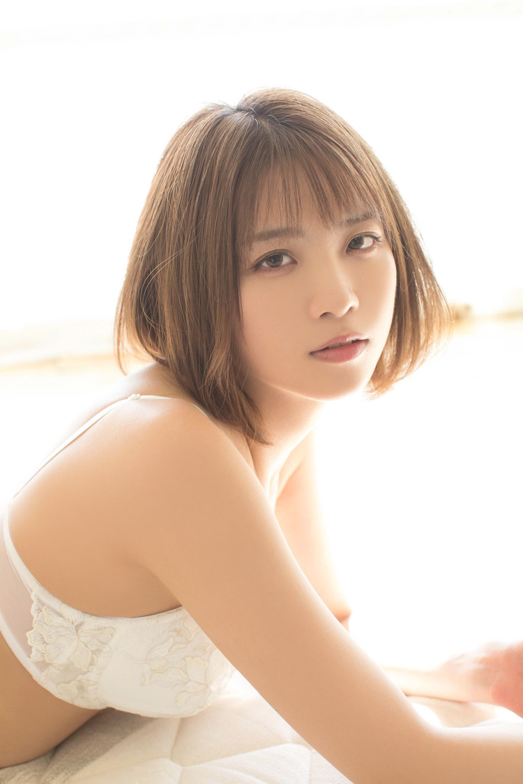 早瀬あや　(c)佐賀章広（秋田書店）