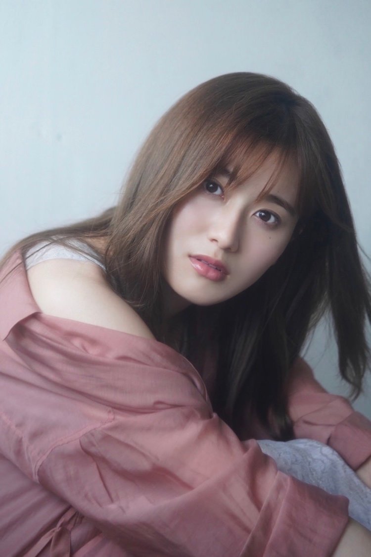 『B.L.T.10月号』（東京ニュース通信社刊）【守屋茜】