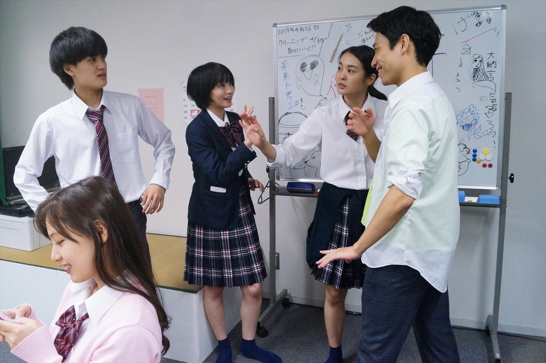 ＜大人になる、には＞より