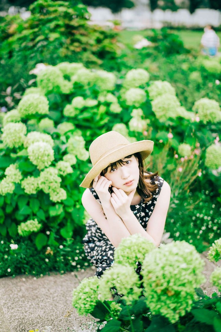 日比美思『みことの写真展 SUMMER』先行公開カット