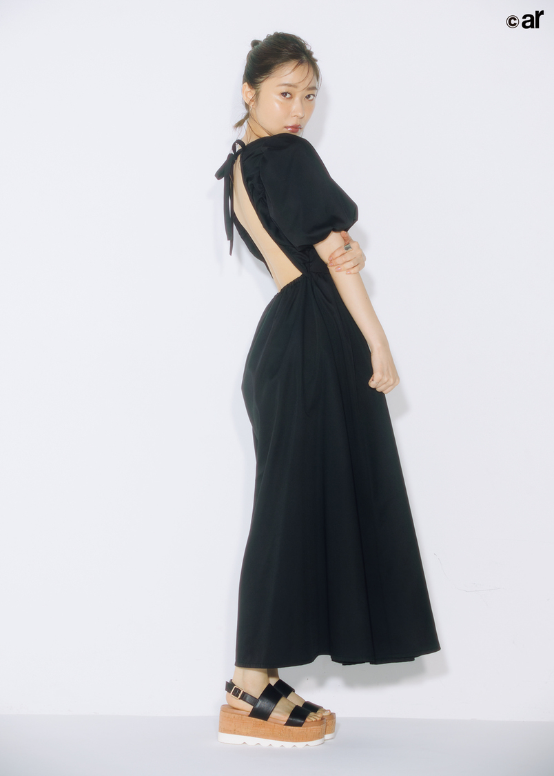 指原莉乃『ar9月号』（主婦と生活社）より