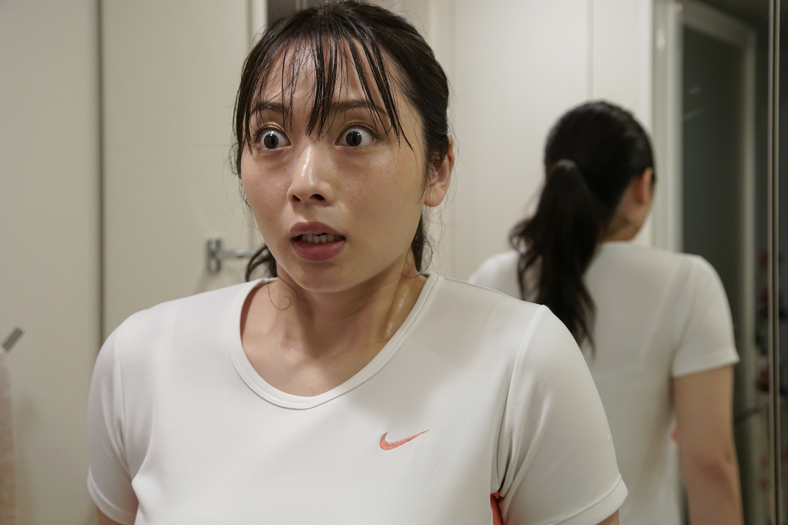 『見てはいけない者』　©ほぼ日/2020「ほぼ日の怪談。」製作委員会