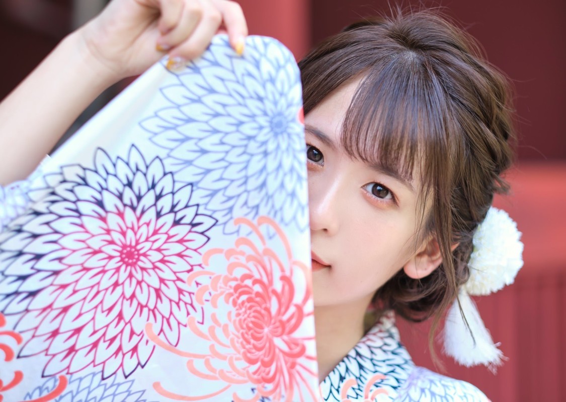 中川珠里 1stソロ写真集『夏と私』より