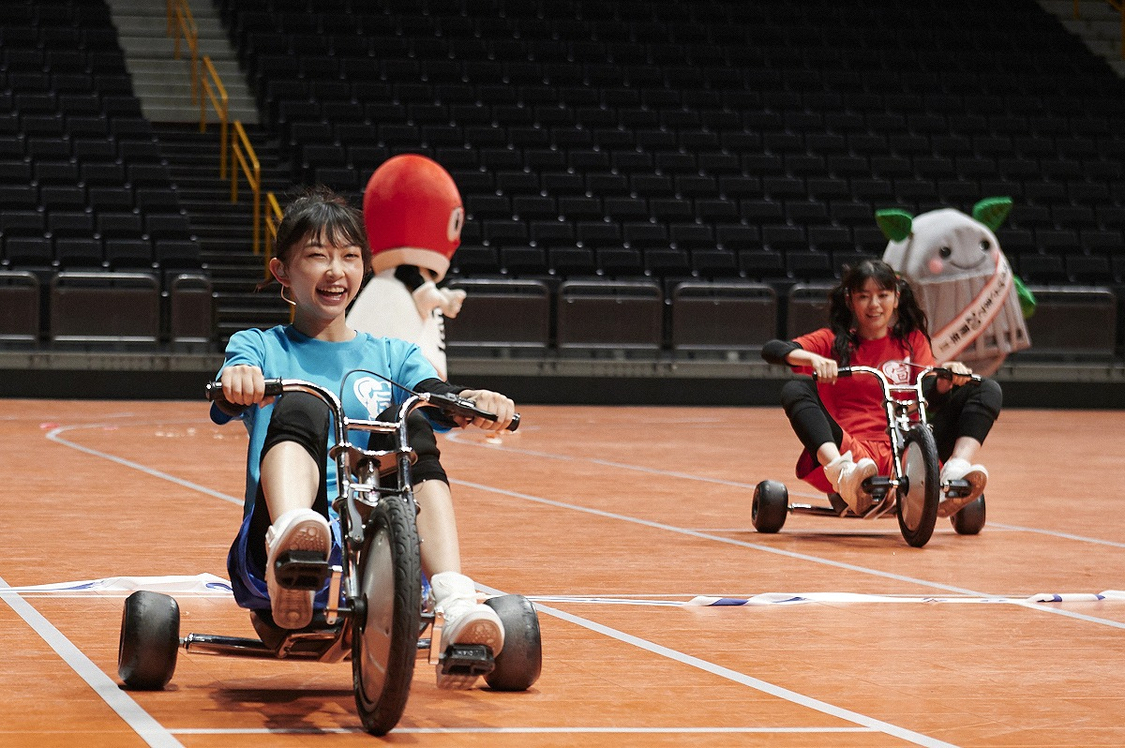 ＜よ～し！それなら！さいたまスーパーアリーナのセンターから、私たち超ときめき♡宣伝部です！＞