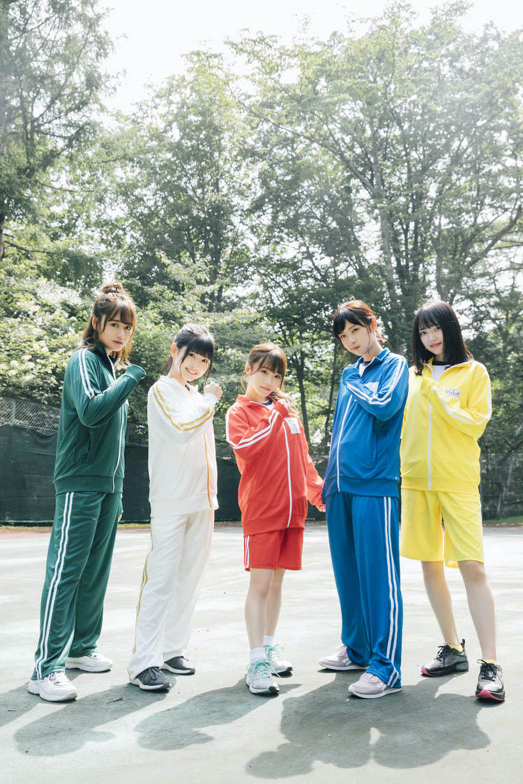 #ババババンビ『B.L.T. 10月号』（東京ニュース通信社刊）撮影：横山マサト