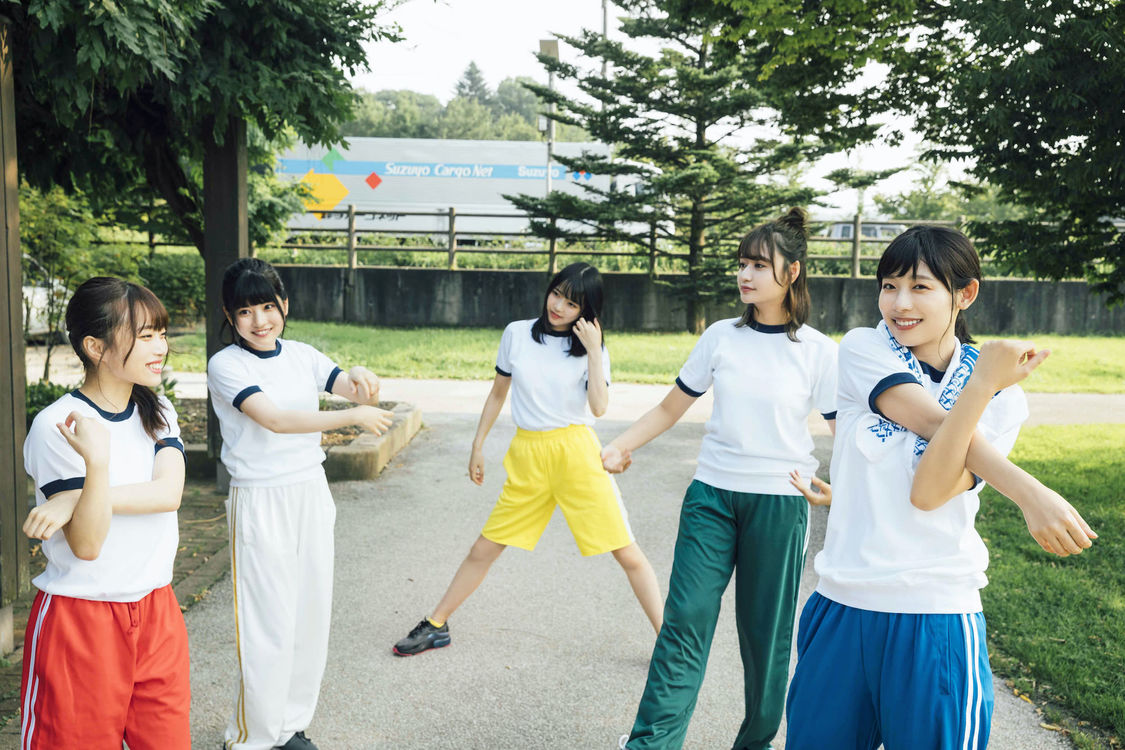 #ババババンビ『B.L.T. 10月号』（東京ニュース通信社刊）撮影：横山マサト