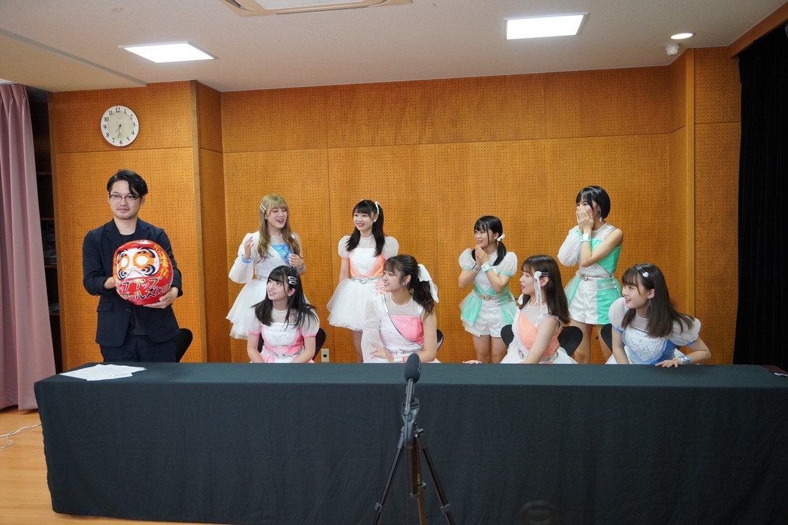 YouTubeチャンネル「にきチャン！」生配信にて