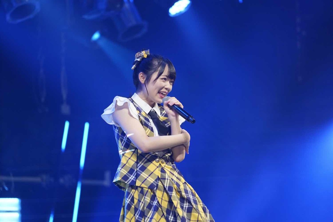 IxR＜IxR Reality Reality Smile＞1部　ⒸAKB48