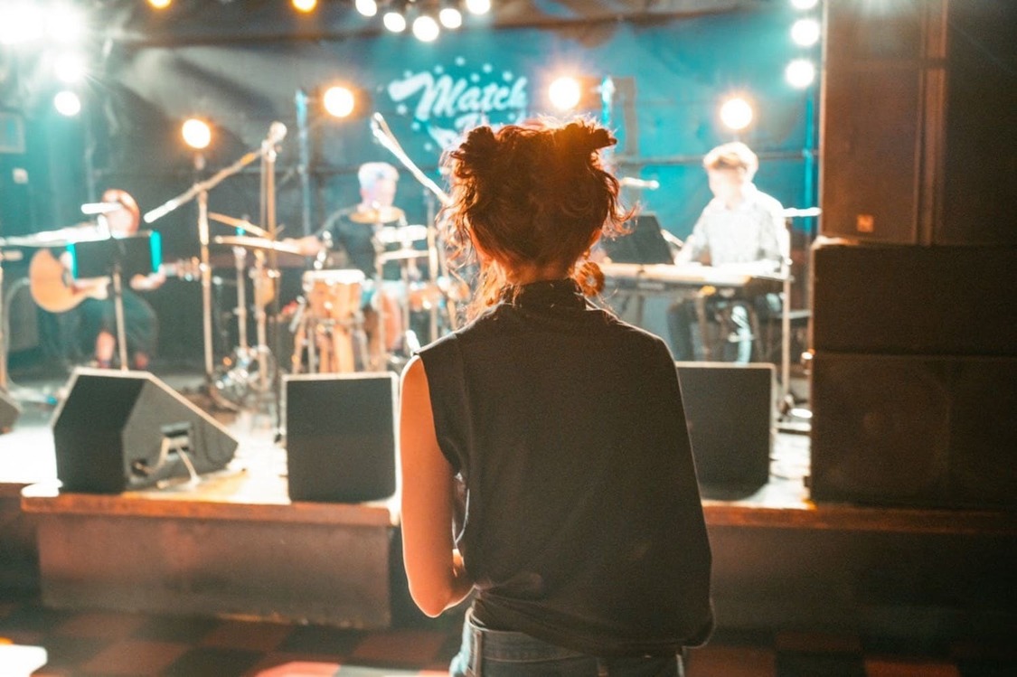 アヤ・エイトプリンス ライブ写真