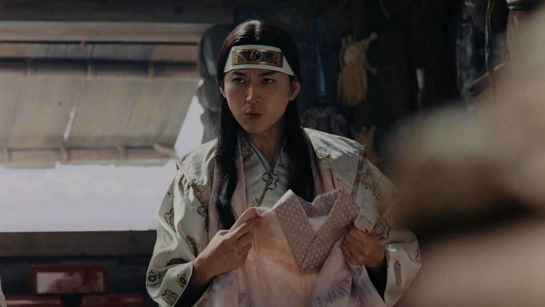 『au PAY×ユニクロ』新CM「英雄T」篇より