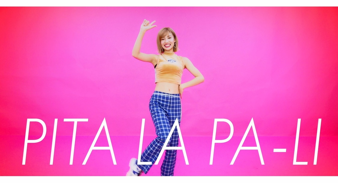 「Lovely Lovely」MVカット