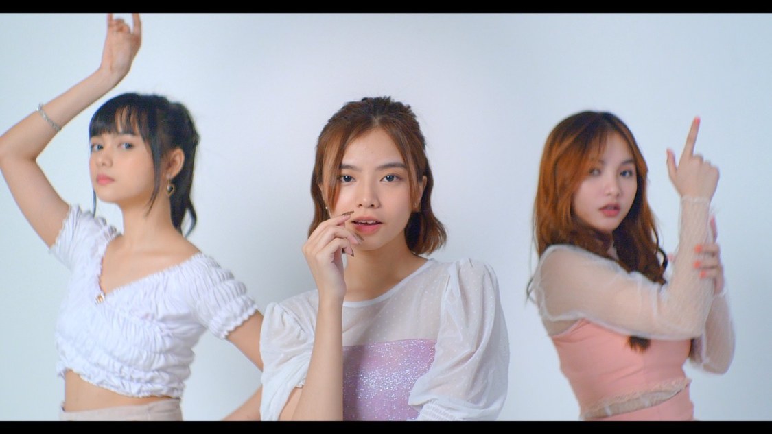 BABY BLUE「Sweet Talking Sugar」MVより（ⒸHHE）