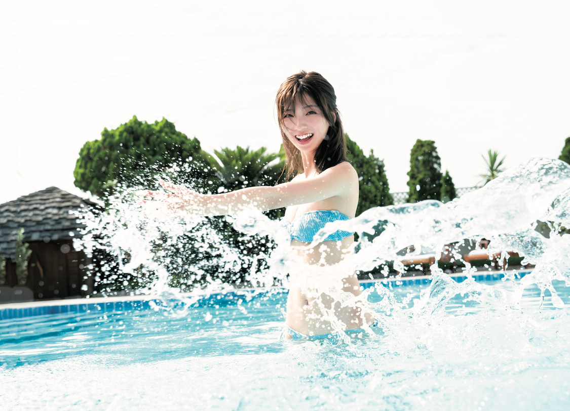 工藤美桜『週刊ヤングジャンプ』42号（集英社）（（C）HIROKAZU／集英社）