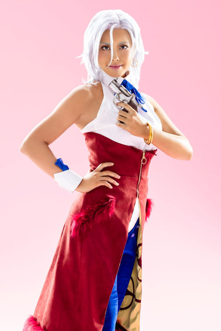 【アナスタシア・パルマ】演：平湯樹里