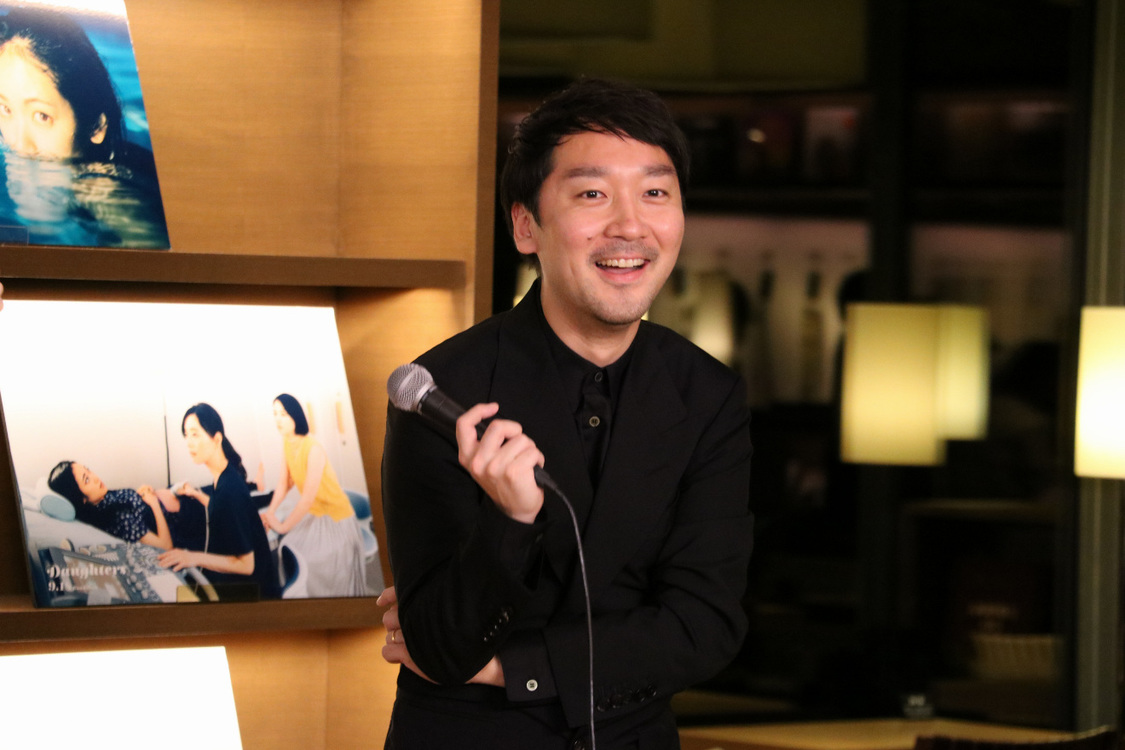 『Daughters』初日オンライン舞台挨拶