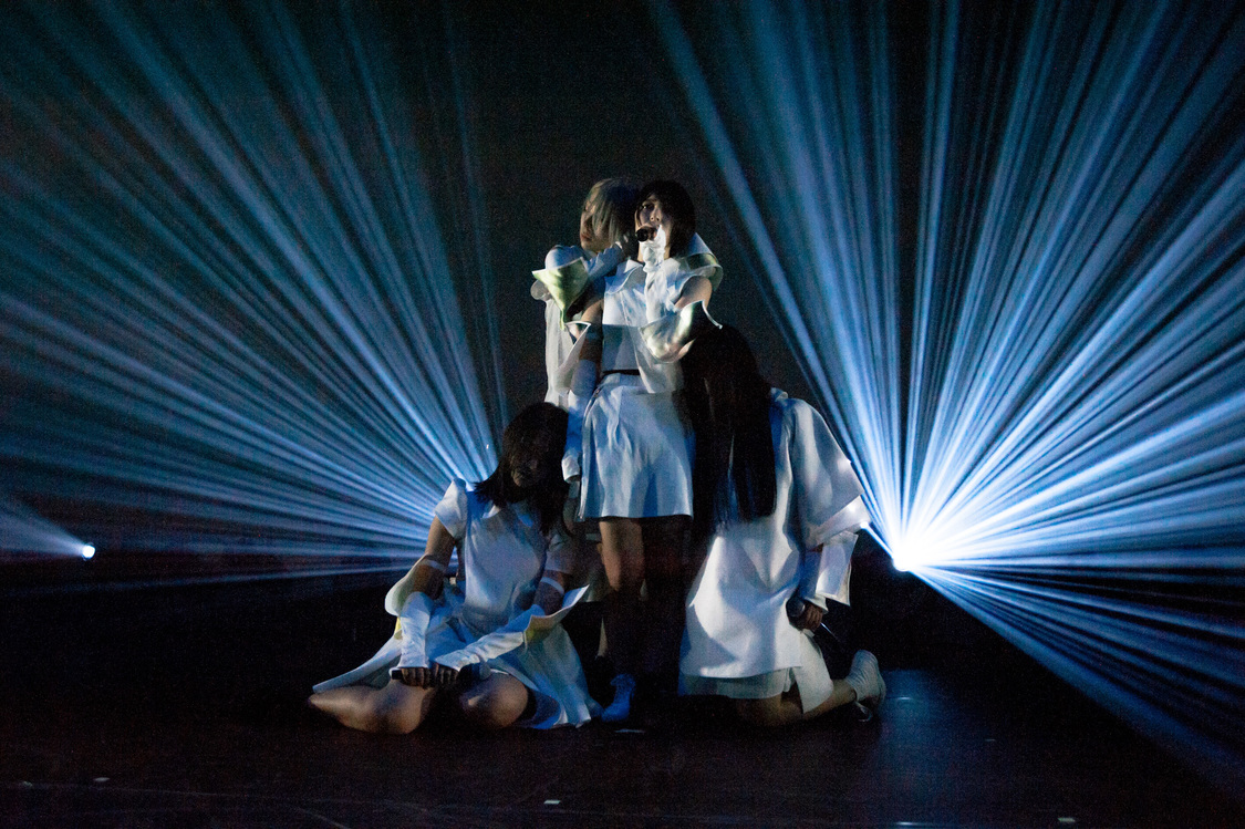 ＜Solitude Hotel 6F hiru＞写真：稲垣謙一