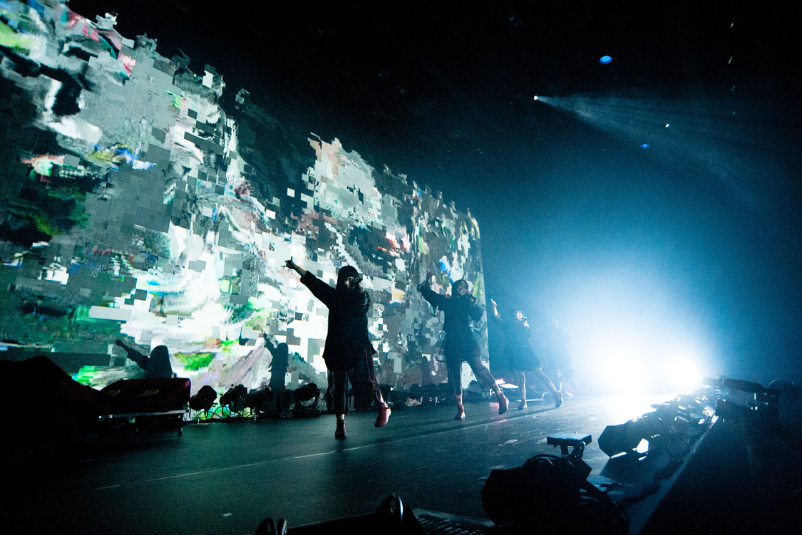 ＜Solitude Hotel 6F yoru＞写真：稲垣謙一