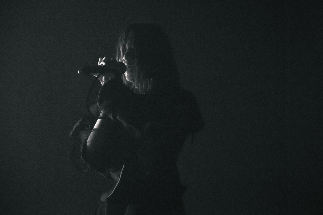 ＜Solitude Hotel 6F yoru＞写真：稲垣謙一